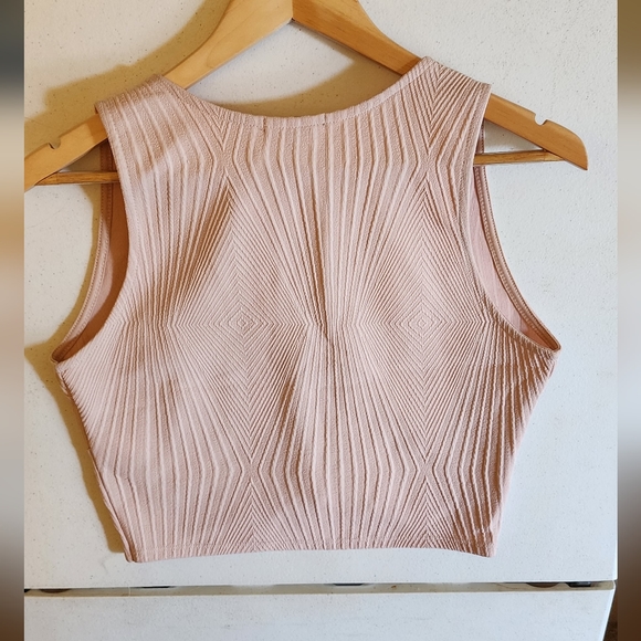 Blush pink crop top - Picture 3 of 4
